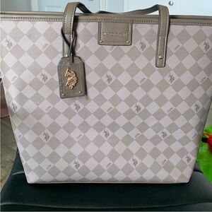 U.S. Polo Assn. Beige Grey Checkered Tote Bag